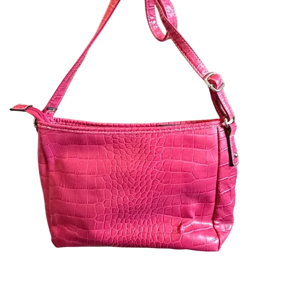 Croft & Barrow Hot‎ Pink Croc Embossed Crossbody Bag Buckle Detail Pocket